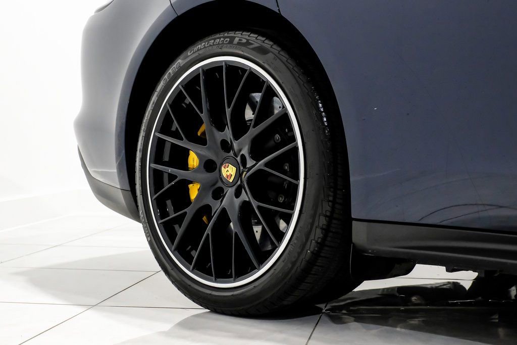 Used 2022 Porsche Panamera Turbo S image 45