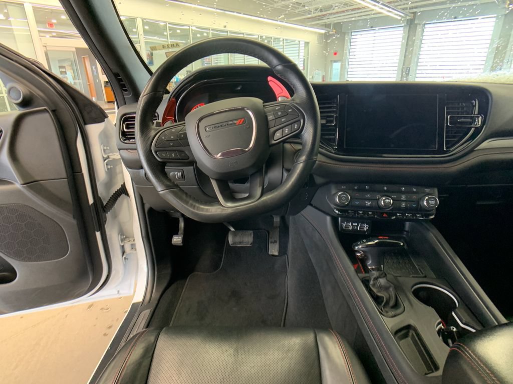 Used 2025 Dodge Durango GT AWD/4WD image 14