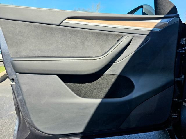 Used 2024 Tesla Model Y Performance AWD/4WD image 19