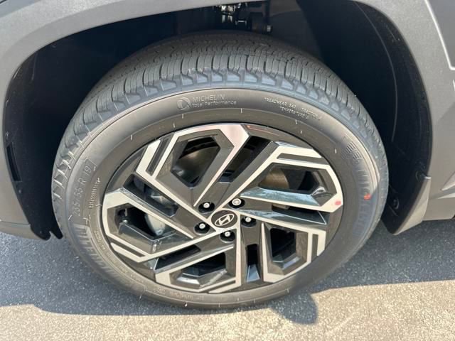 New 2025 Hyundai Tucson Limited image 43