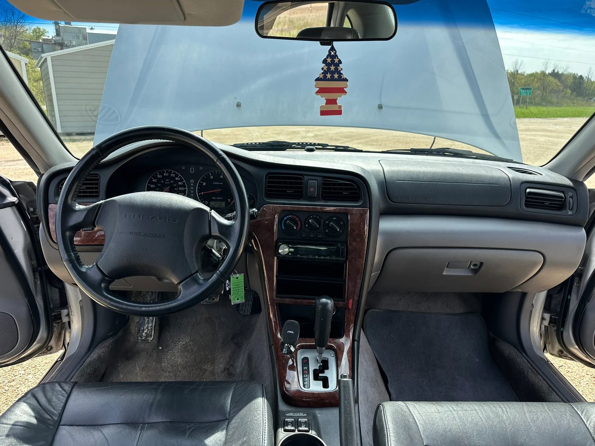 Used 2004 Subaru Outback Limited AWD/4WD image 15