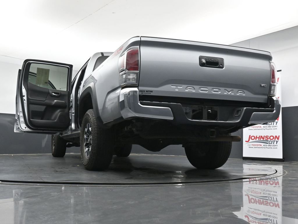 Used 2023 Toyota Tacoma TRD Off-Road image 30