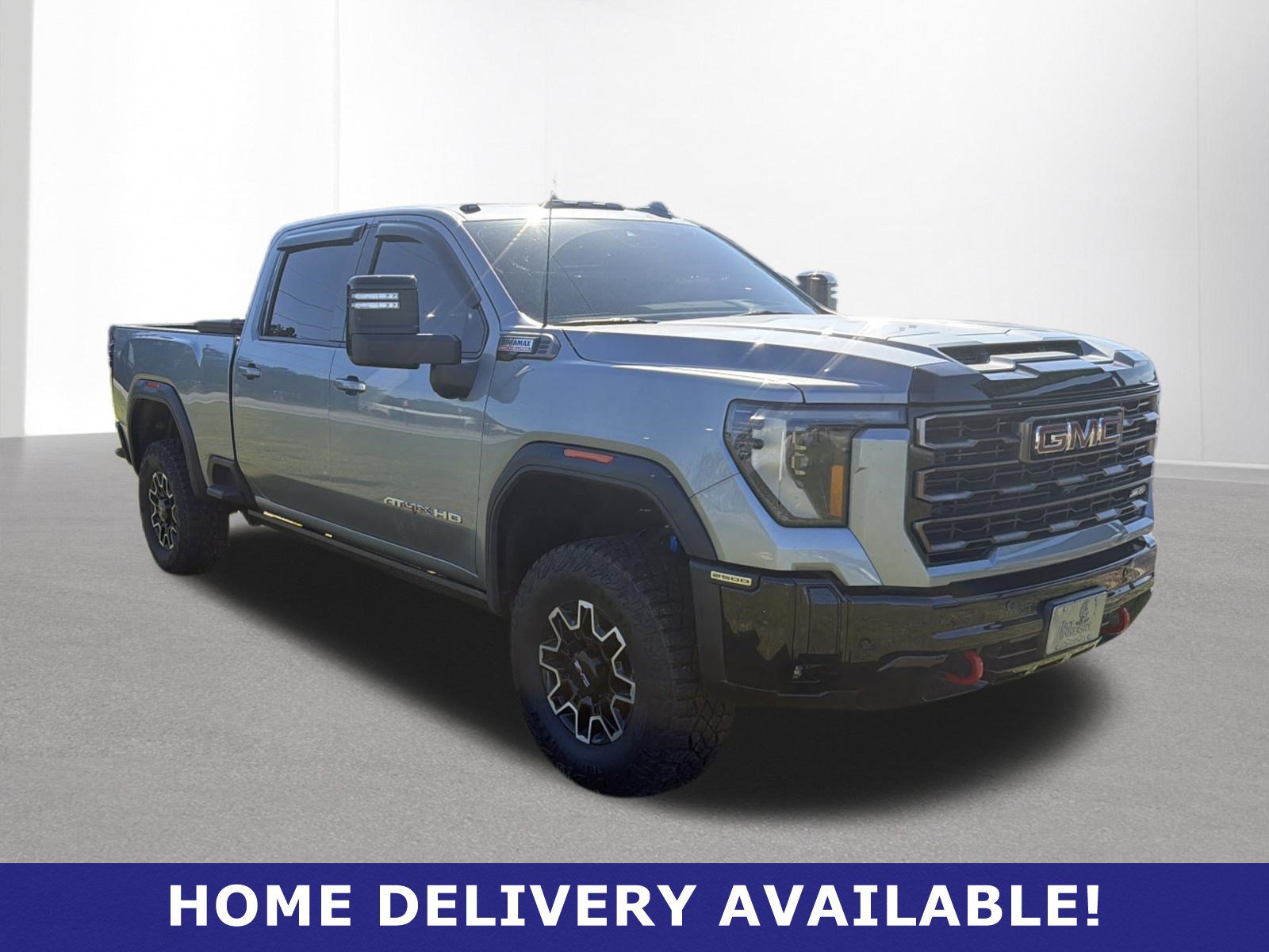 Used 2025 GMC Sierra 2500 AT4X AWD/4WD image 1