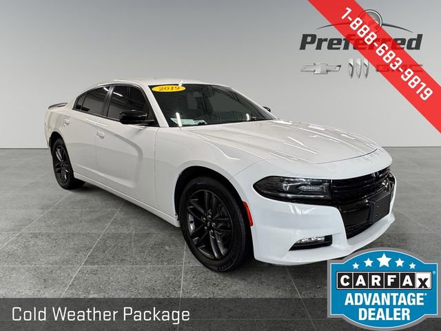 Used 2019 Dodge Charger SXT w/ Blacktop Package image 1