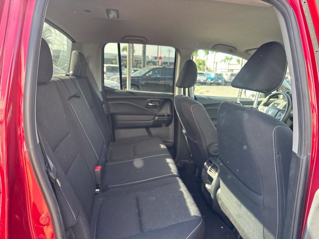 Used 2023 Honda Ridgeline Sport image 9