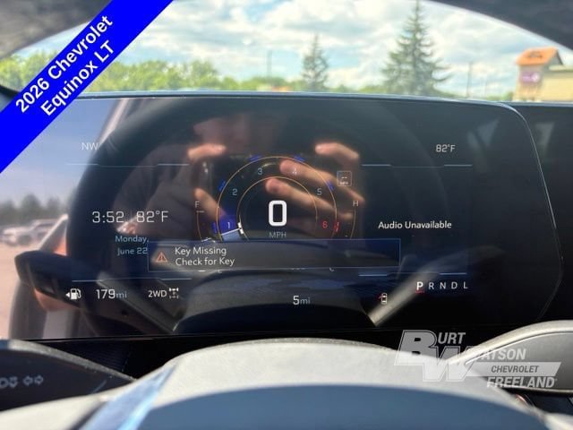 New 2026 Chevrolet Equinox LT w/ Convenience Package II AWD/4WD image 16