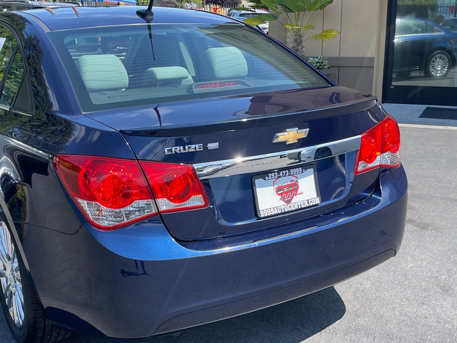 Used 2011 Chevrolet Cruze Eco image 6