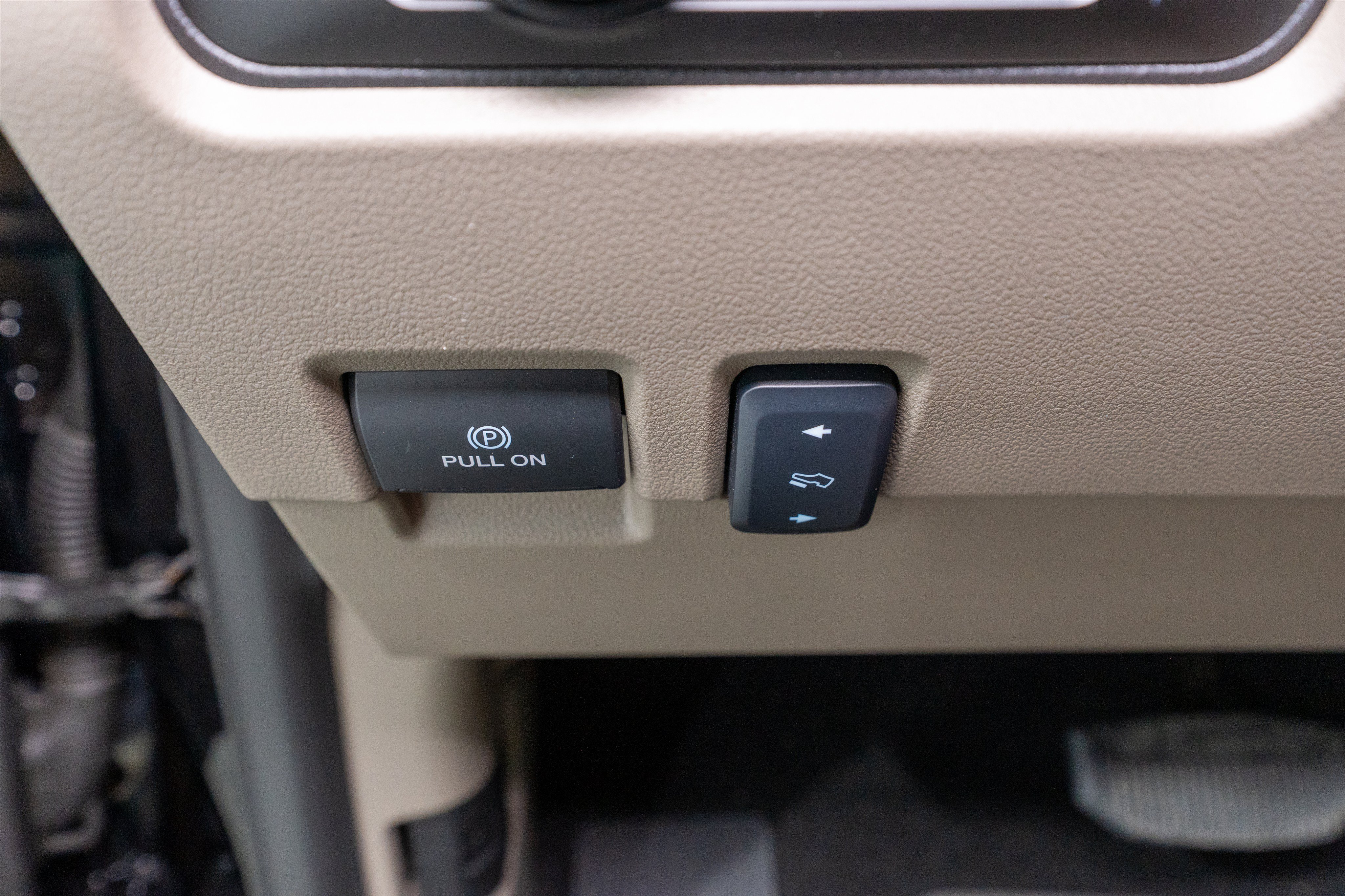Used 2026 Ford F250 Platinum w/ Platinum Plus Package AWD/4WD image 37