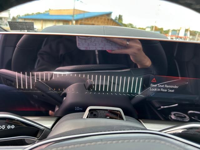 New 2026 Cadillac Lyriq V w/ Exterior Carbon Fiber Package image 20