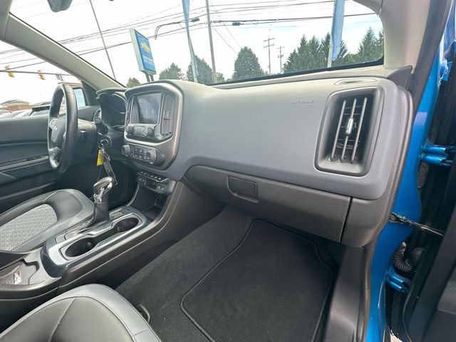 Used 2022 Chevrolet Colorado Z71 AWD/4WD image 32