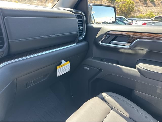 New 2026 GMC Sierra 1500 Elevation w/ Elevation Premium Package AWD/4WD image 8