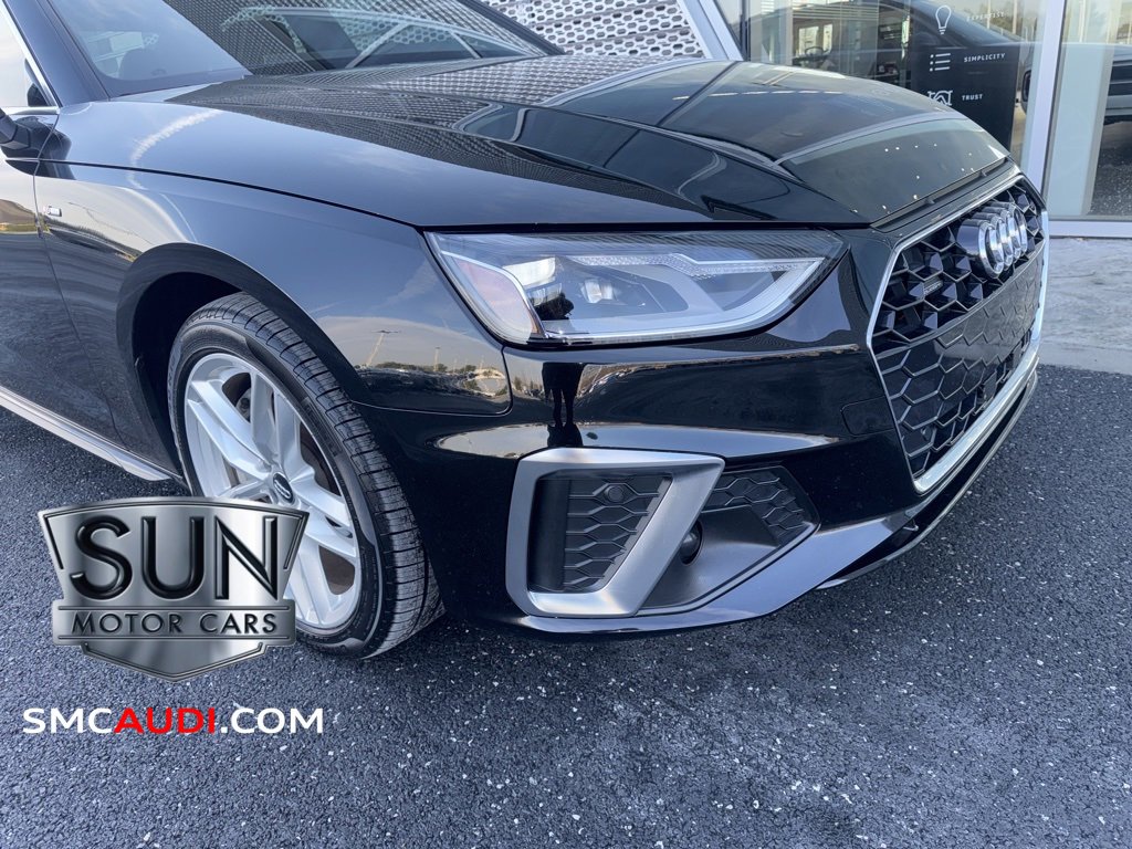 Used 2020 Audi A4 2.0T Premium w/ Convenience Package image 4