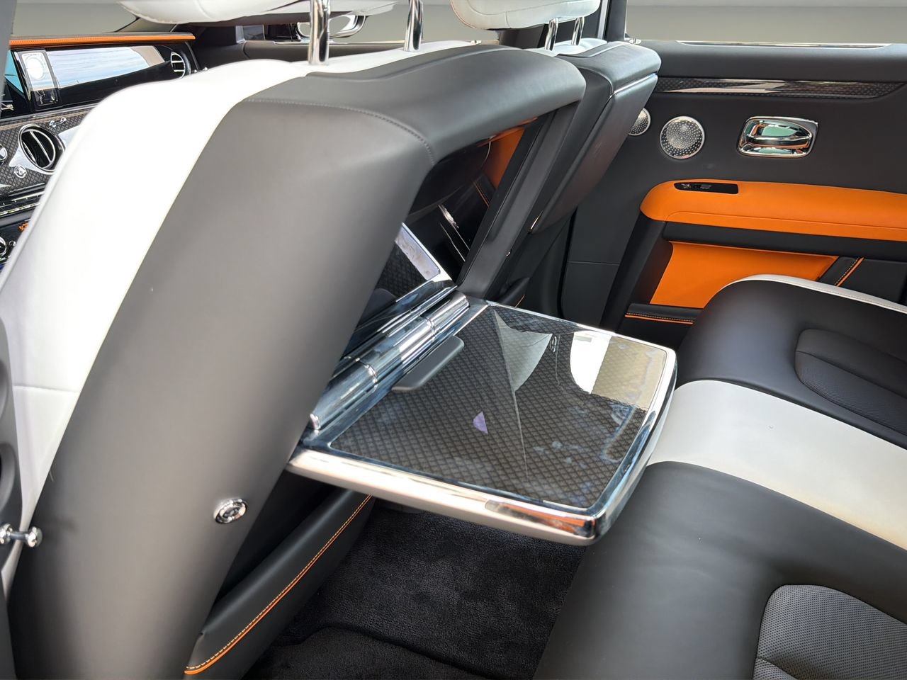 New 2027 Rolls-Royce Ghost Black Badge AWD/4WD image 16