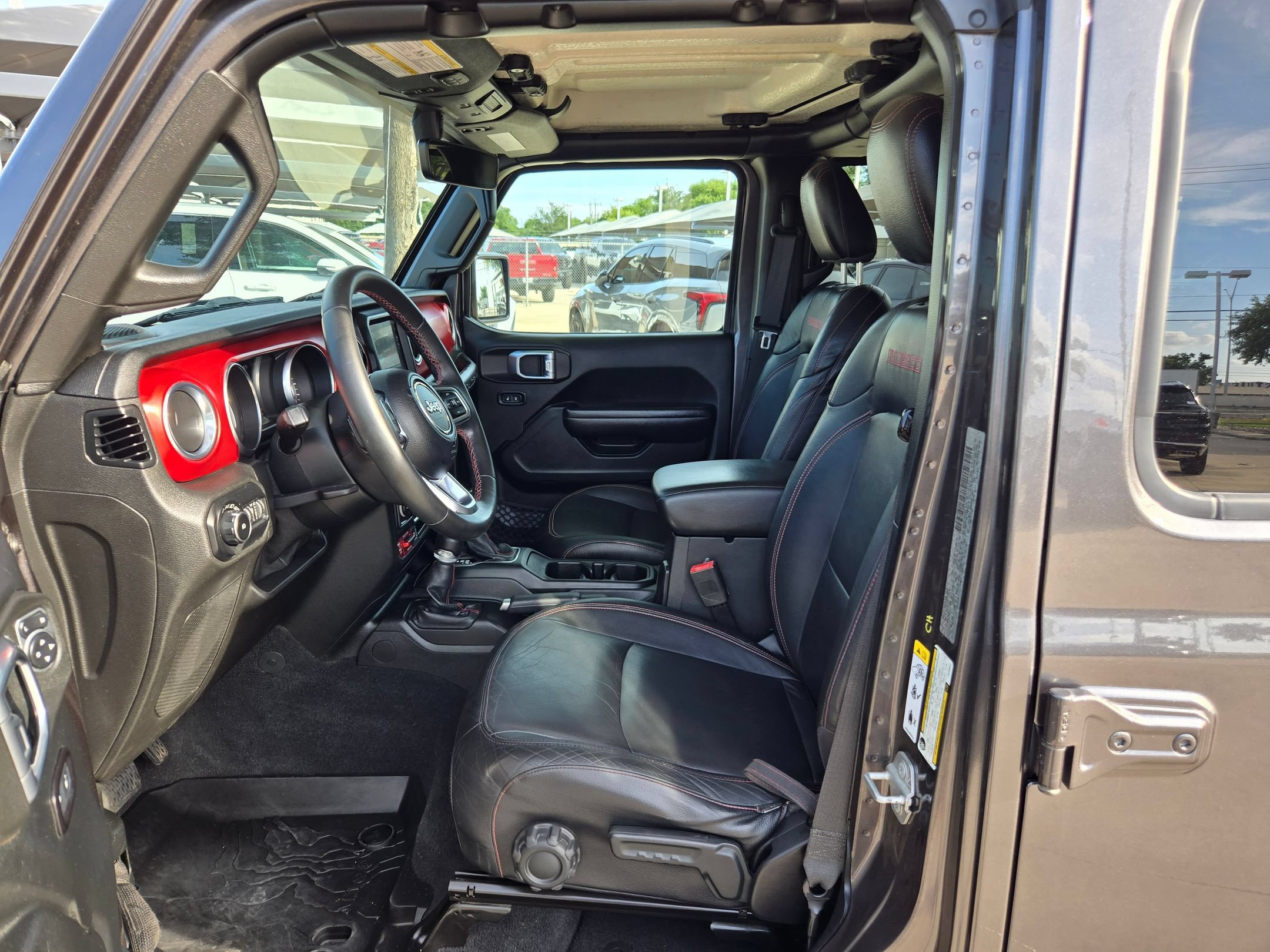 Used 2018 Jeep Wrangler Unlimited Rubicon AWD/4WD image 9