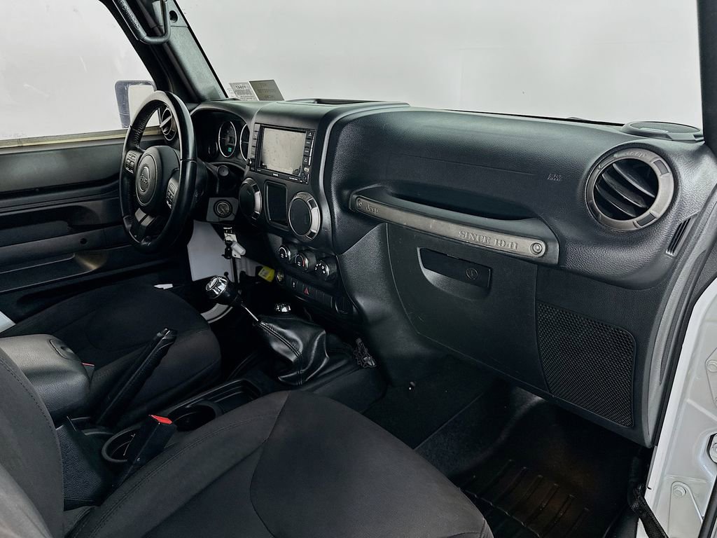 Used 2016 Jeep Wrangler Unlimited Sport AWD/4WD image 30