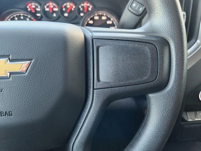 Used 2025 Chevrolet Silverado 1500 Custom image 31