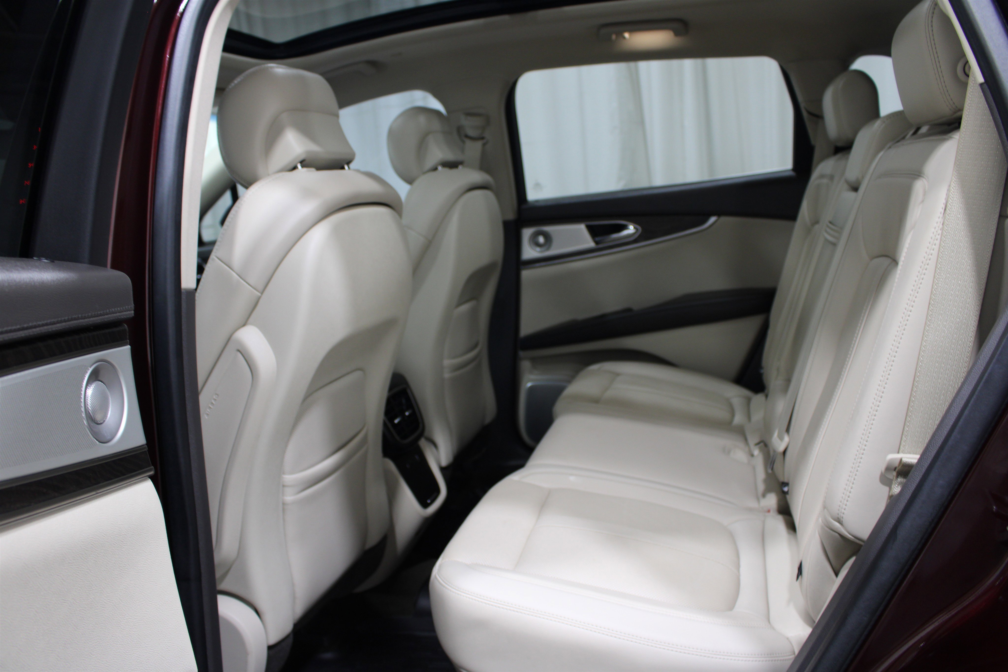 Used 2019 Lincoln Nautilus Reserve w/ Ultimate Package AWD/4WD image 21