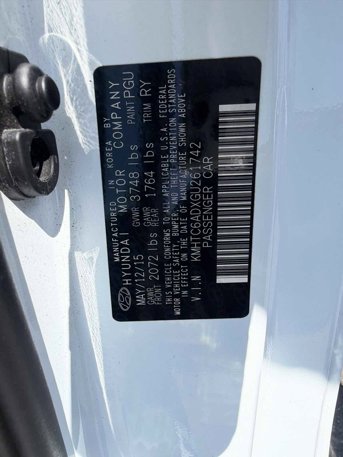 Used 2016 Hyundai Veloster w/ Option Group 02 FWD image 22