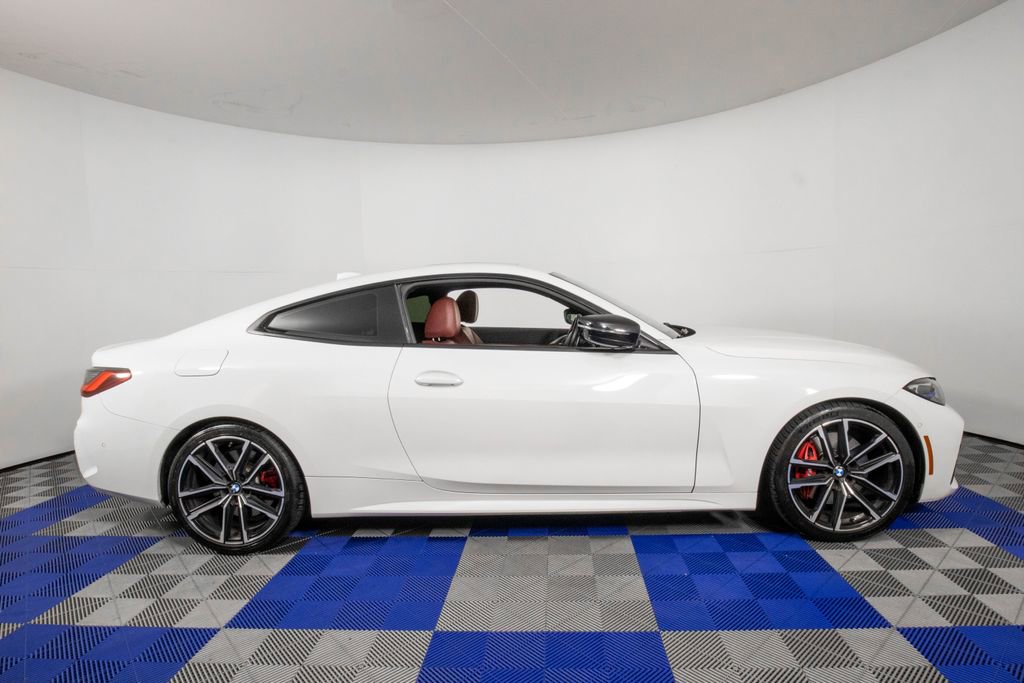 Used 2021 BMW 430i Coupe w/ Executive Package image 4