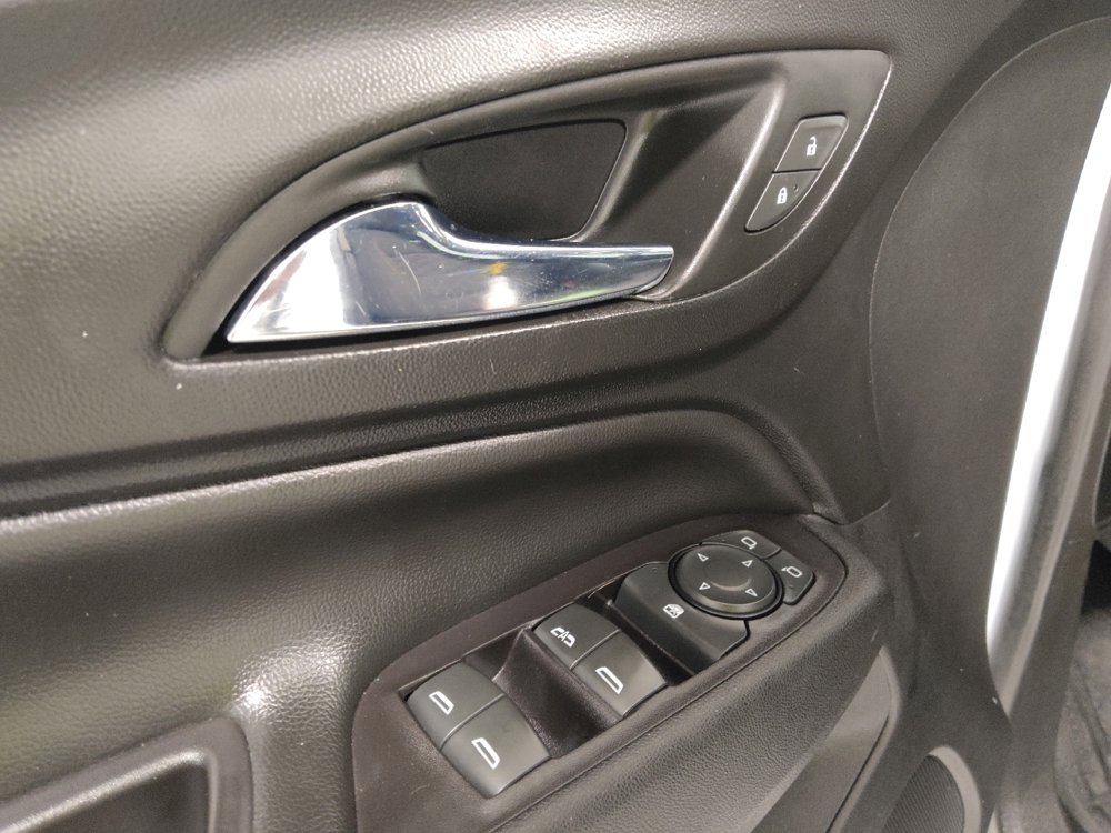 Used 2019 Chevrolet Equinox LT FWD image 27