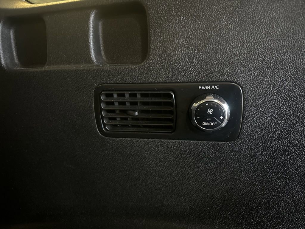 Used 2019 Kia Sorento EX image 34