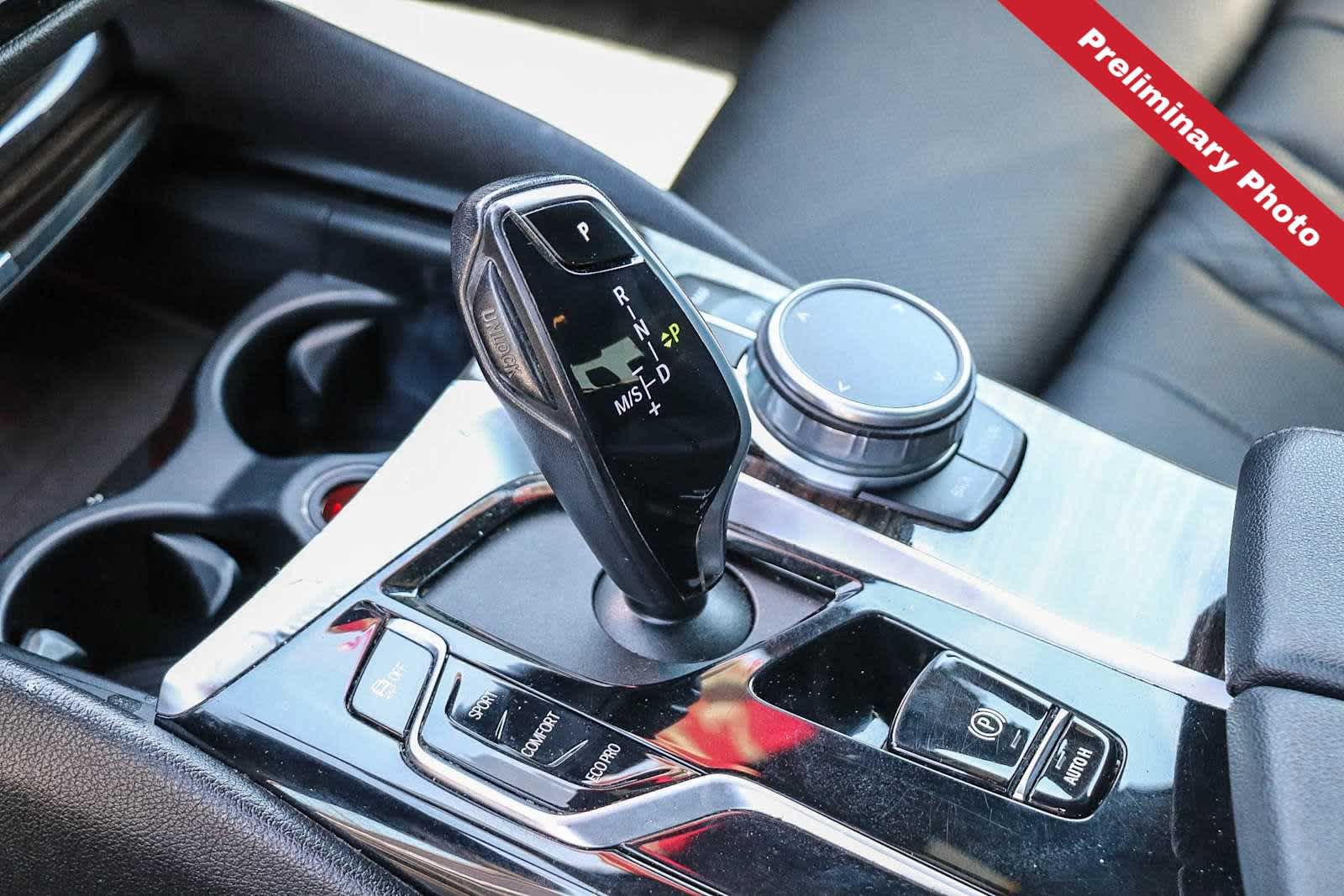 Used 2021 BMW 530i w/ Convenience Package RWD image 16
