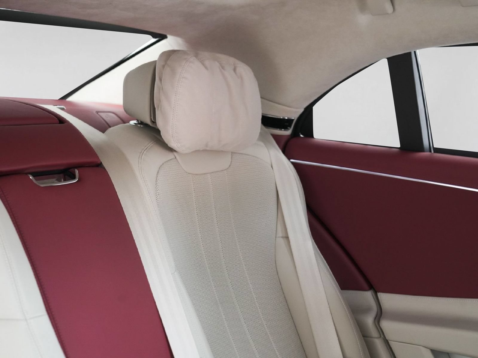 Used 2023 Bentley Flying Spur V8 AWD/4WD image 40
