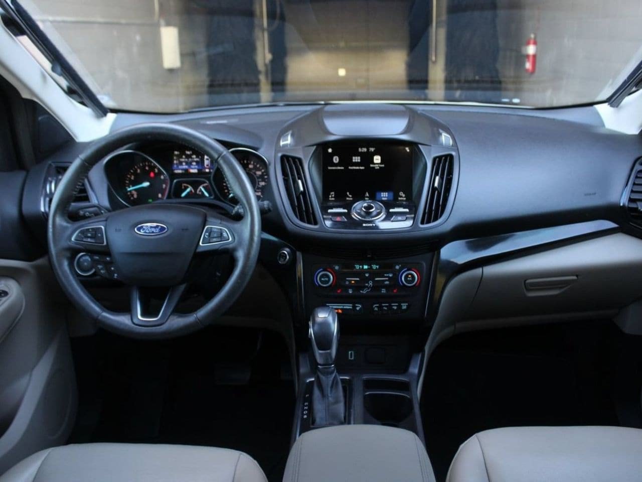 Used 2019 Ford Escape Titanium FWD image 20