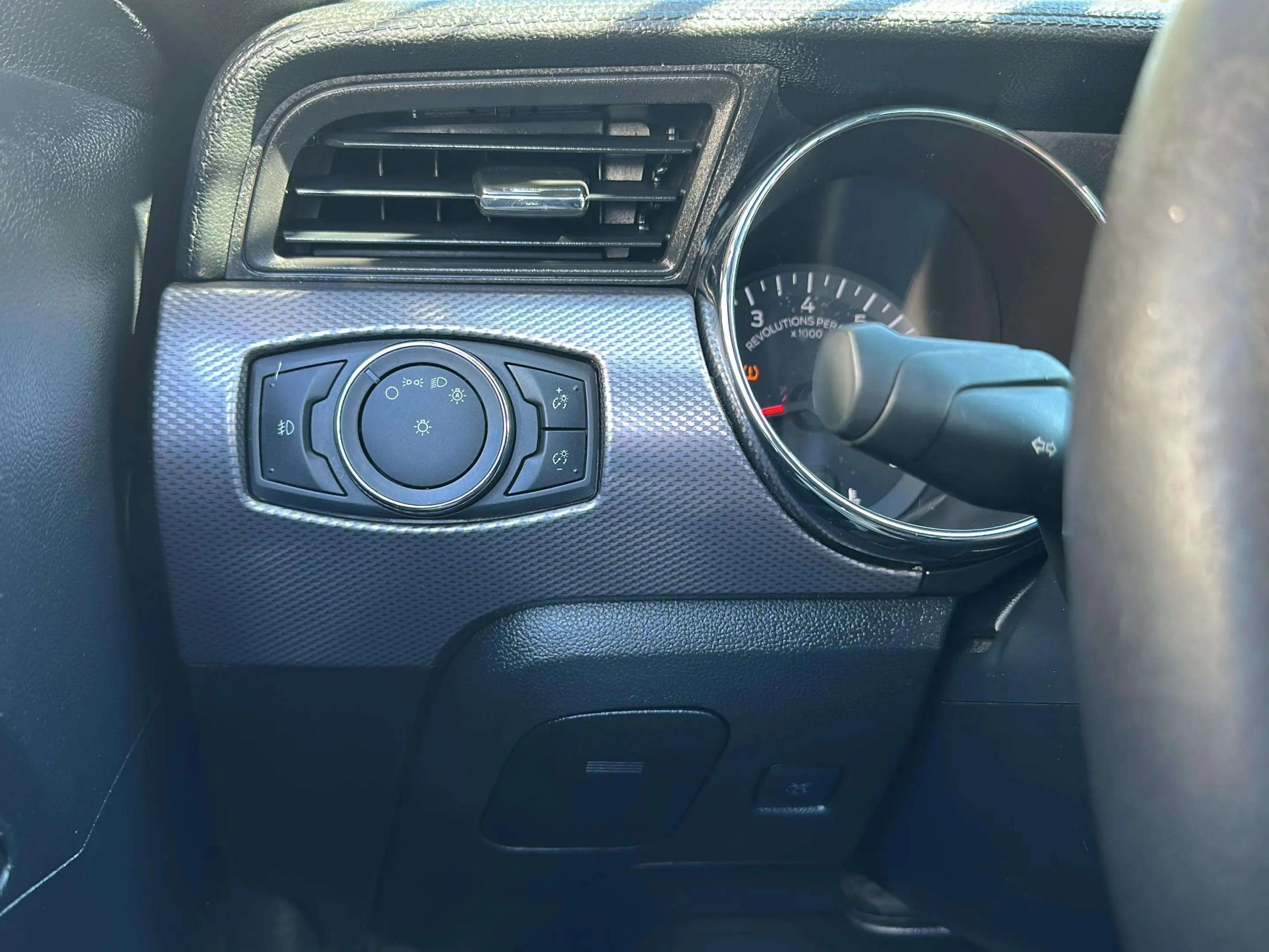 Used 2016 Ford Mustang GT image 23