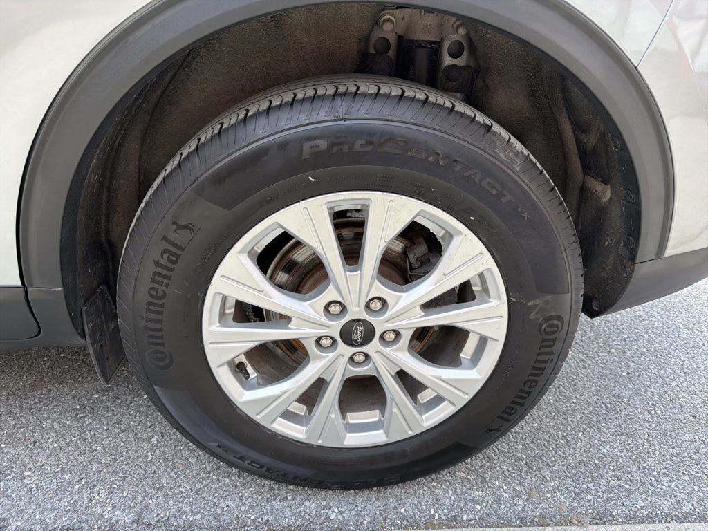 Used 2023 Ford Escape Active image 11