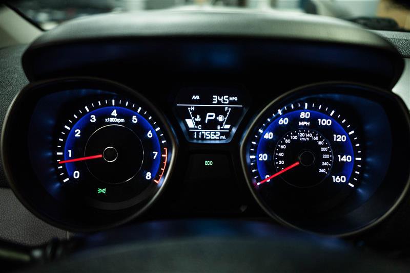 Used 2015 Hyundai Elantra SE FWD image 15