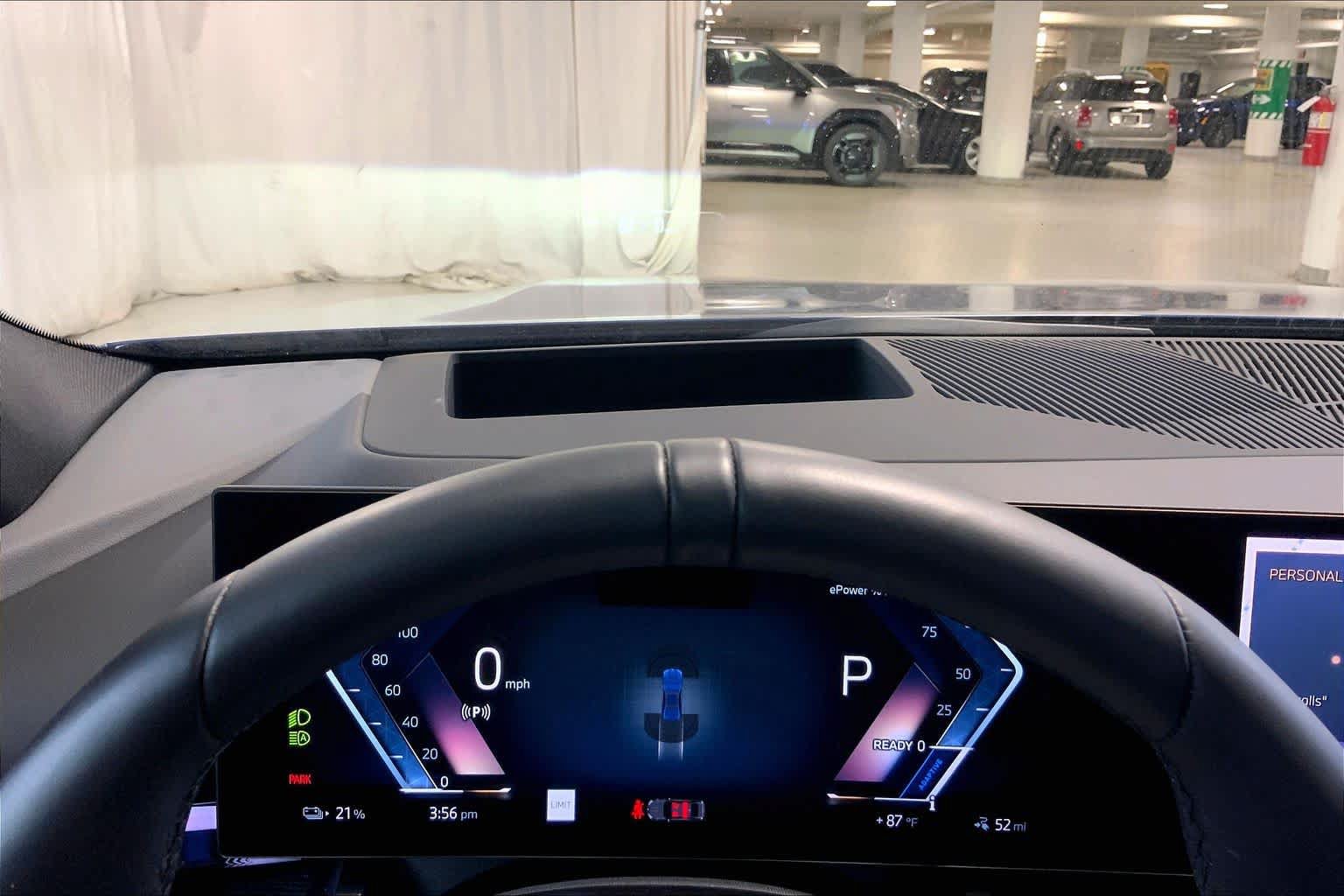 Used 2025 BMW i5 xDrive40 w/ Executive Package AWD/4WD image 33