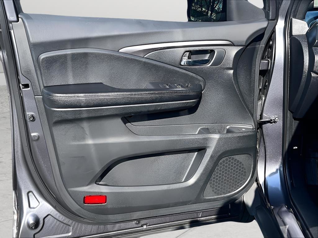 Used 2019 Honda Passport Sport image 21