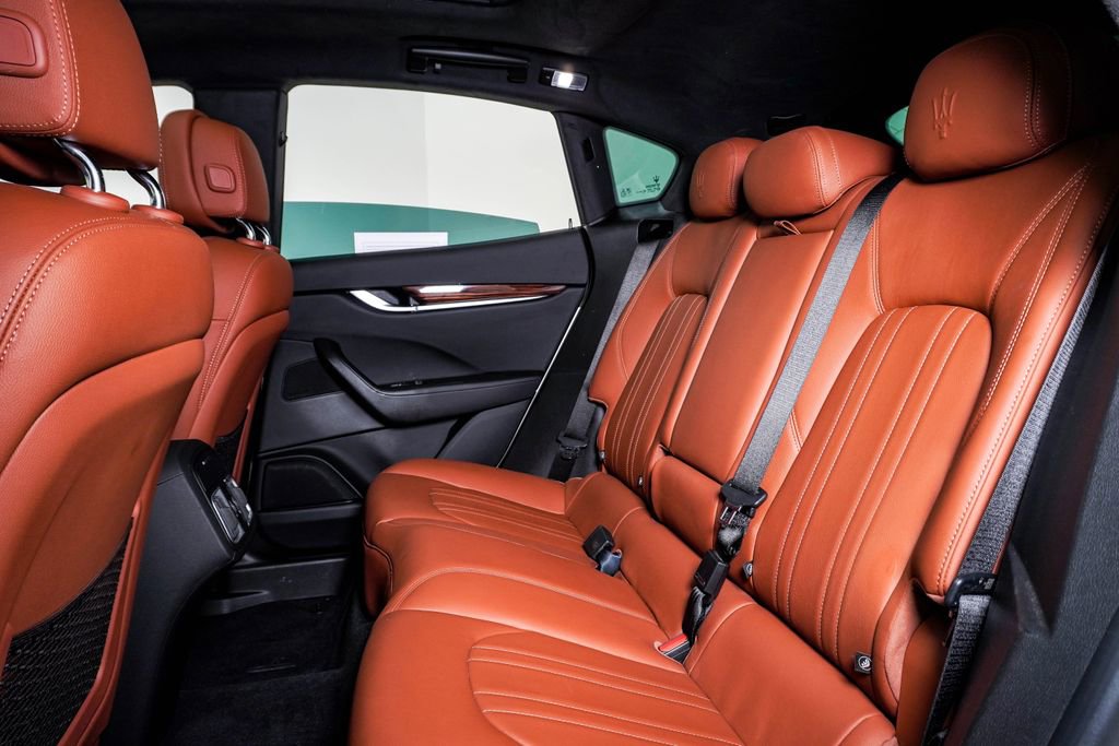 Used 2022 Maserati Levante GT image 18