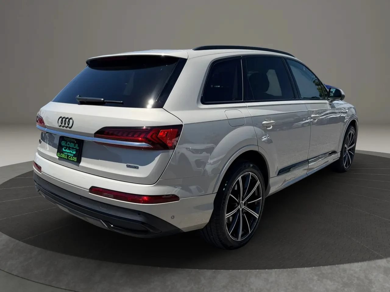 Used 2021 Audi Q7 3.0T Premium Plus AWD/4WD image 5