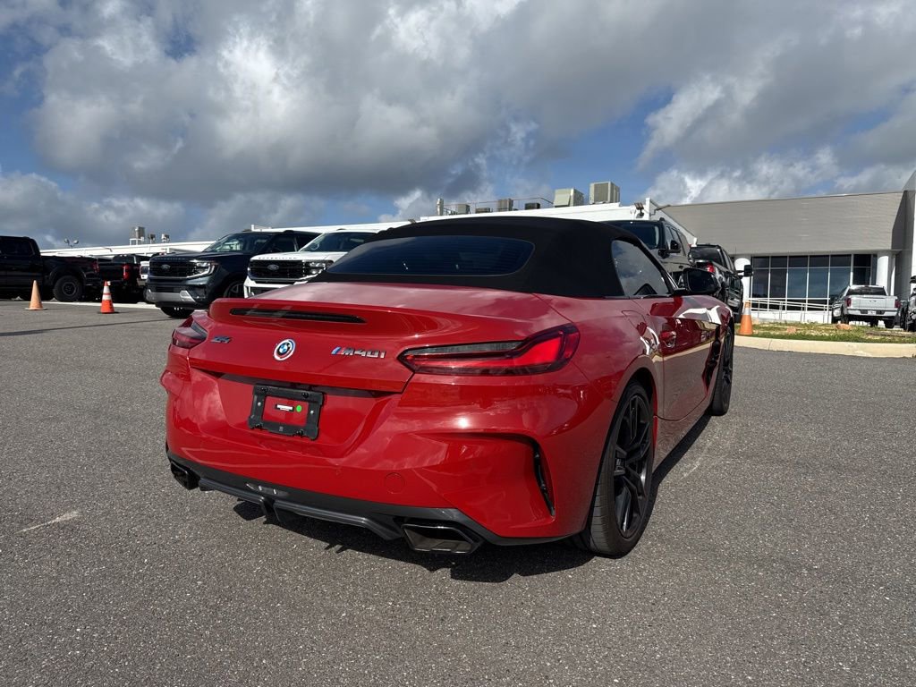 Used 2022 BMW Z4 M40i w/ Premium Package RWD image 2