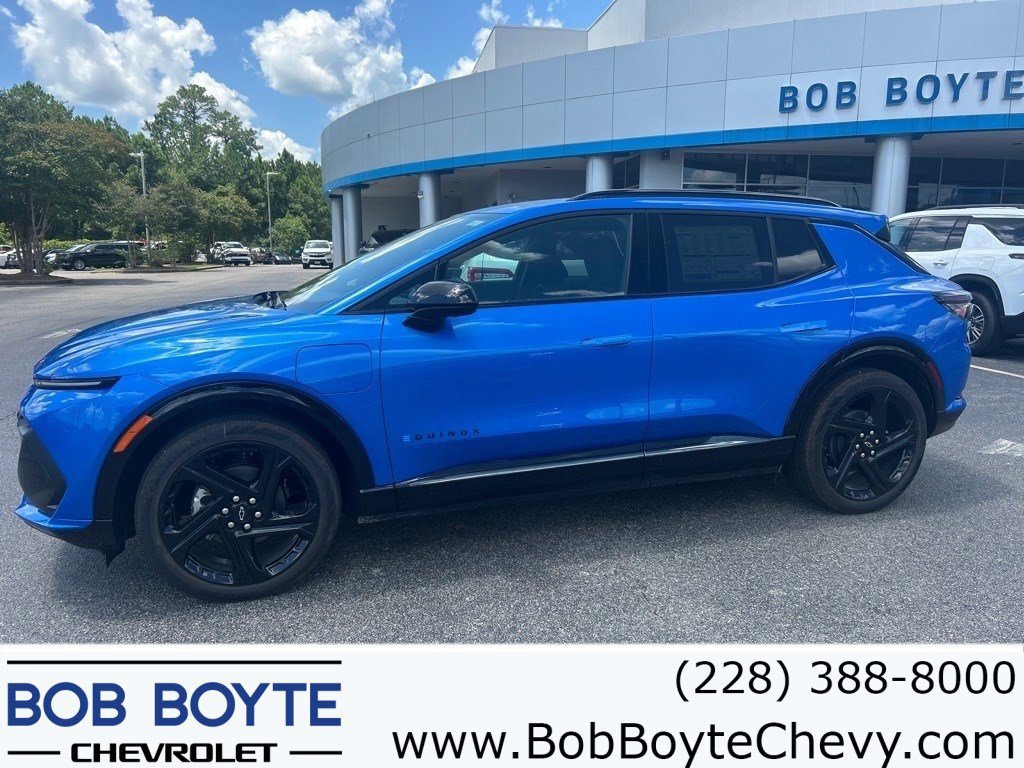 New 2025 Chevrolet Equinox EV RS w/ LPO, Illumination Package image 1