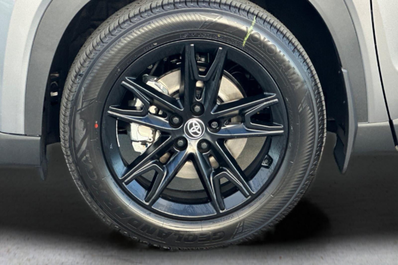 New 2026 Toyota Grand Highlander AWD Hybrid image 32