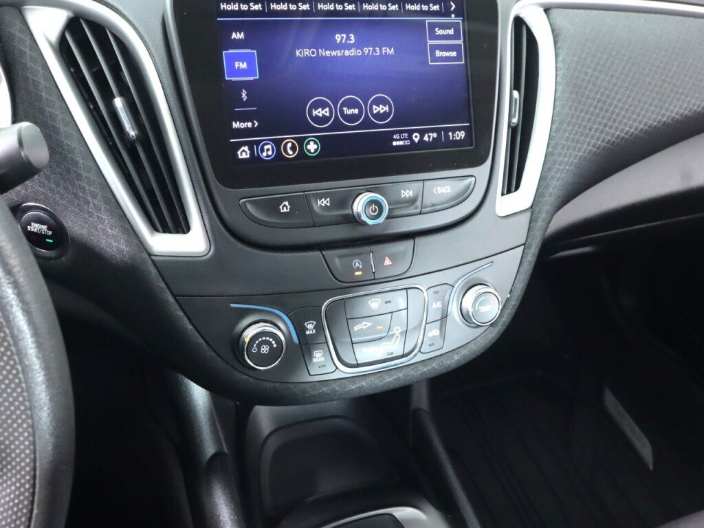 Used 2023 Chevrolet Malibu LS FWD image 15