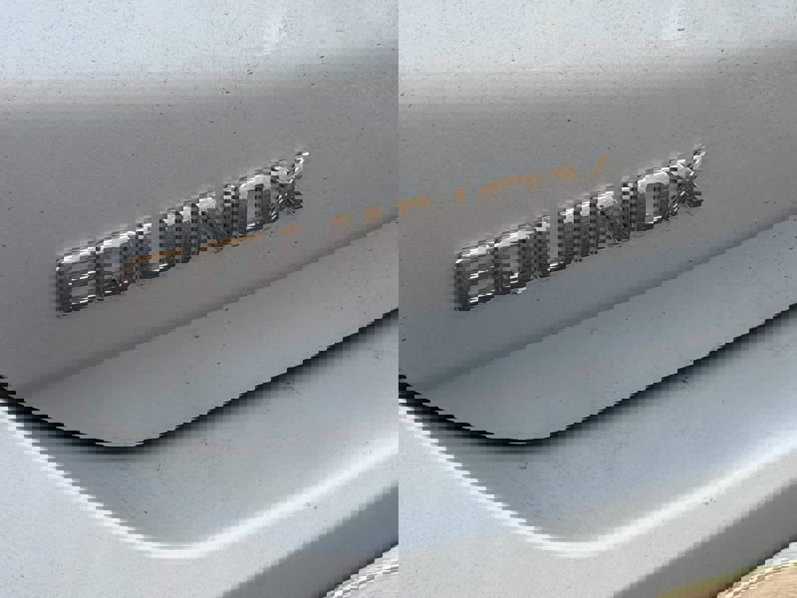 Used 2018 Chevrolet Equinox LT image 19