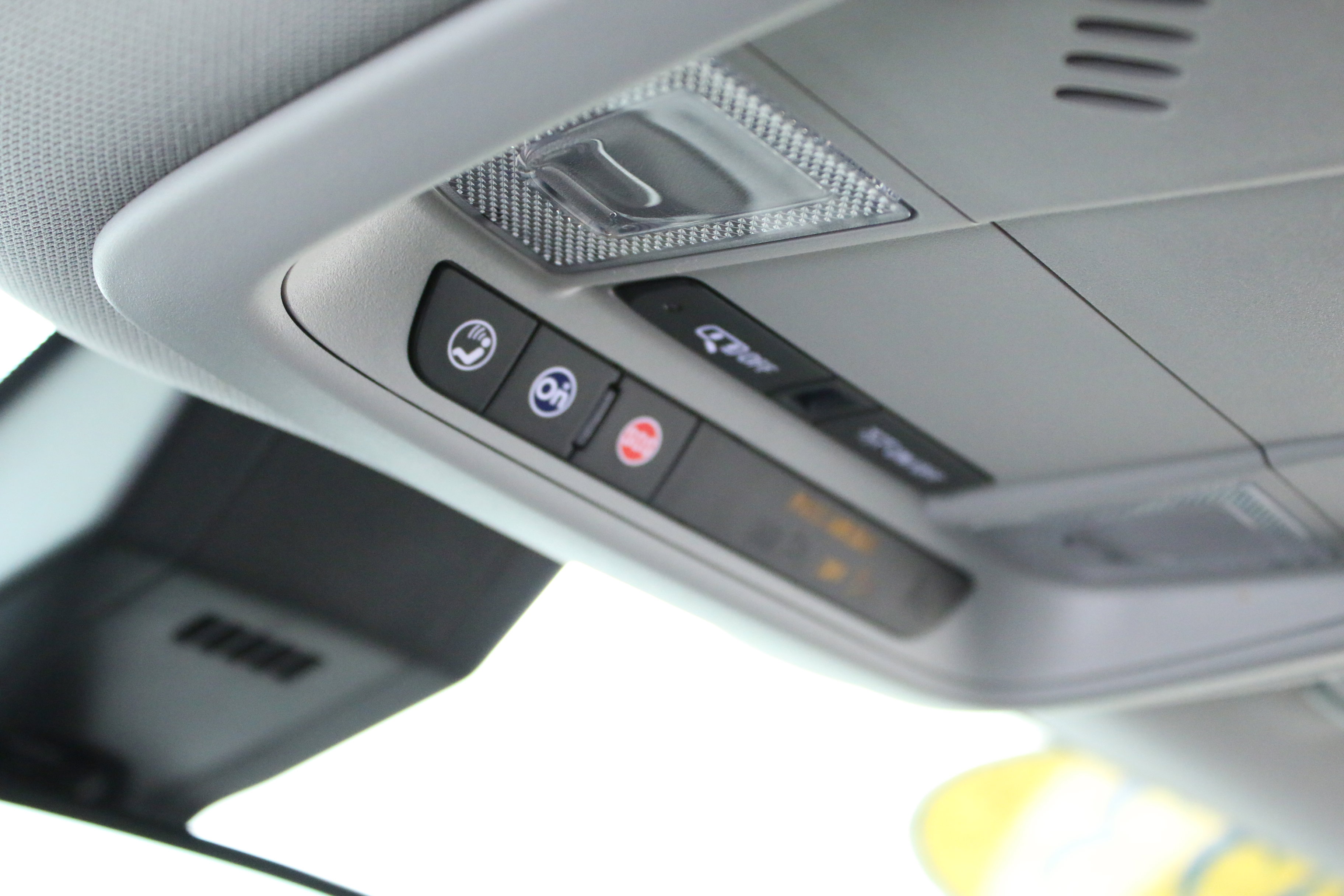 Used 2023 Chevrolet Equinox LS w/ Midnight Edition image 21