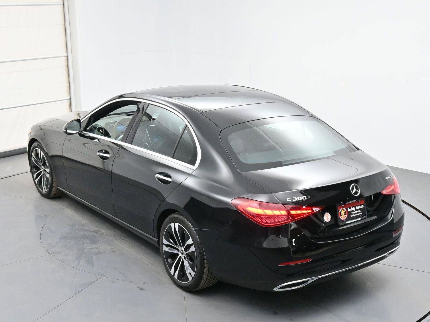 Used 2022 Mercedes-Benz C 300 4MATIC Sedan image 36