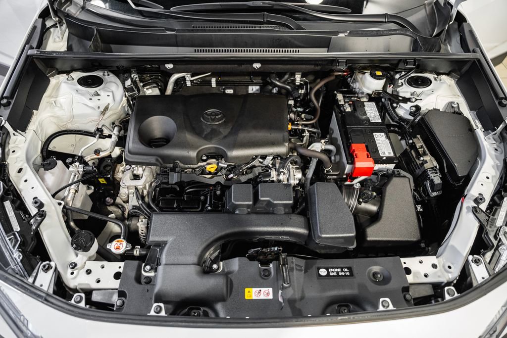 Used 2024 Toyota RAV4 LE image 17