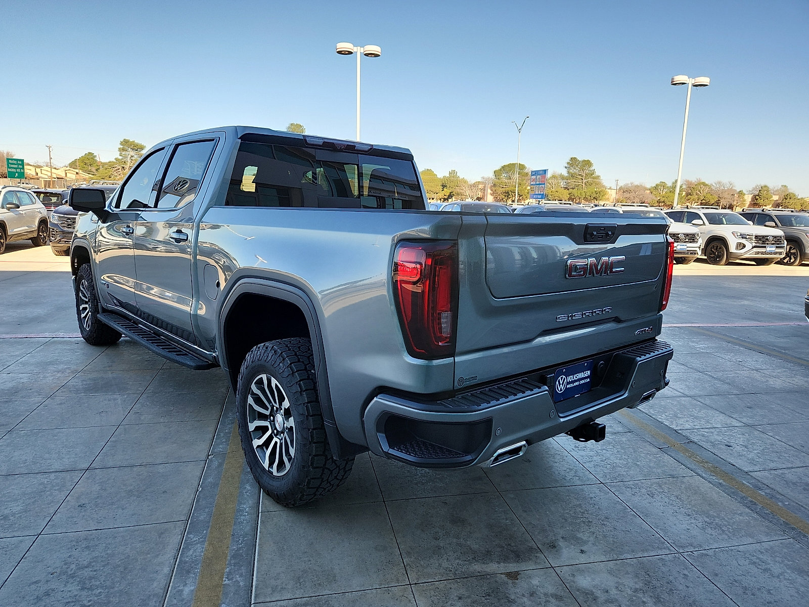 Used 2023 GMC Sierra 1500 AT4 w/ AT4 Premium Package image 5
