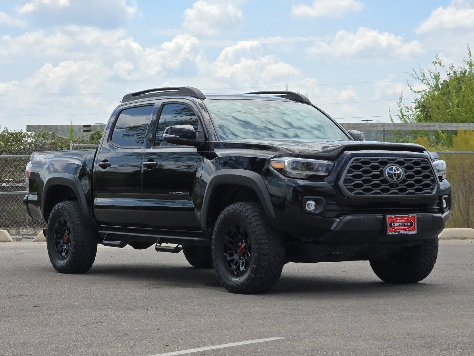 Used 2023 Toyota Tacoma TRD Off-Road w/ Technology Package AWD/4WD image 7