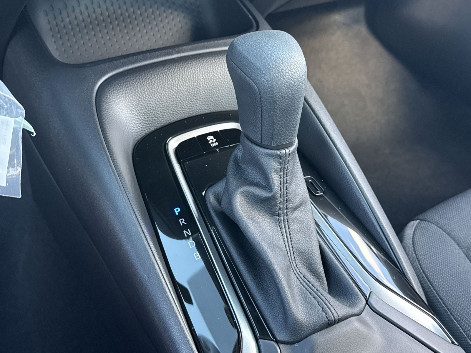 New 2027 Toyota Corolla LE FWD image 30