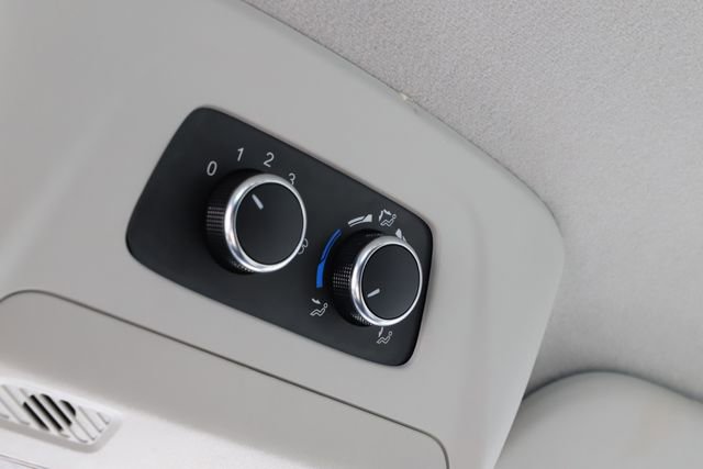 Used 2023 Ford Transit 350 XLT image 35