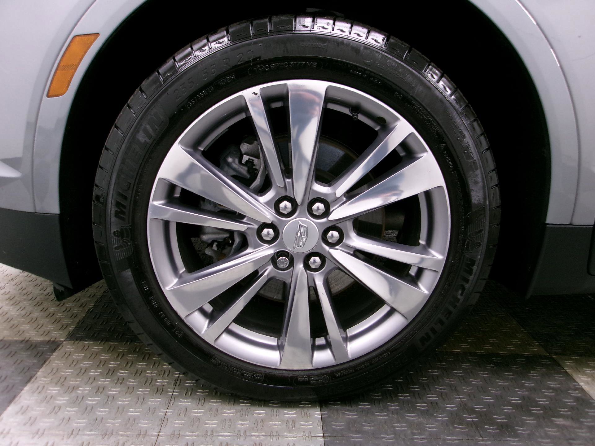 Used 2023 Cadillac XT5 Premium Luxury image 16