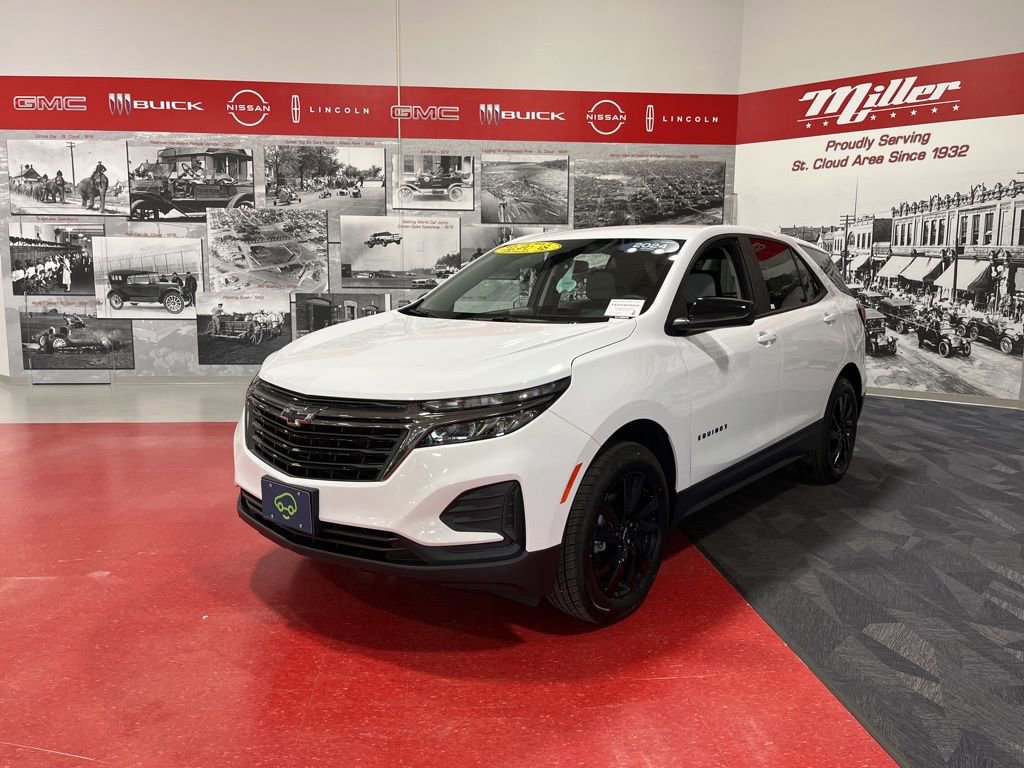 Used 2024 Chevrolet Equinox LS w/ Sport Edition image 7