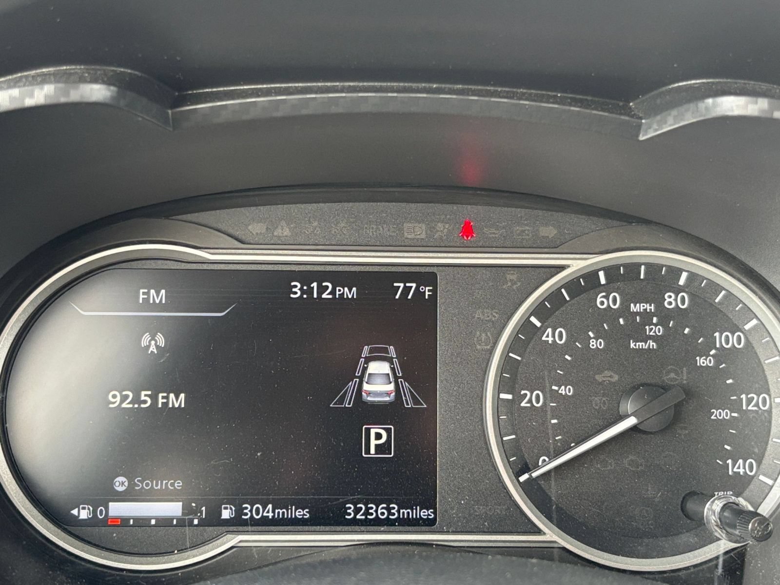 Used 2025 Nissan Versa SV FWD image 37